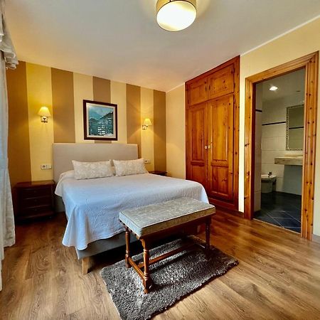 ארנאס דה קבראלס Hotel La Rivera מראה חיצוני תמונה