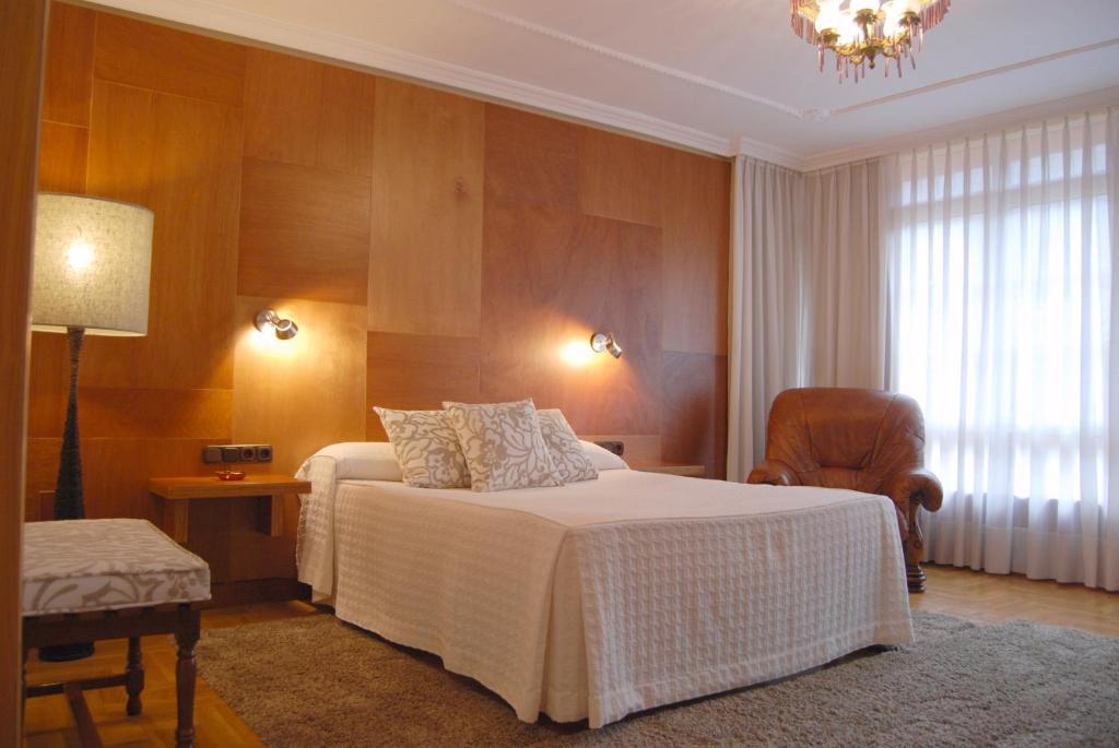 ארנאס דה קבראלס Hotel La Rivera חדר תמונה