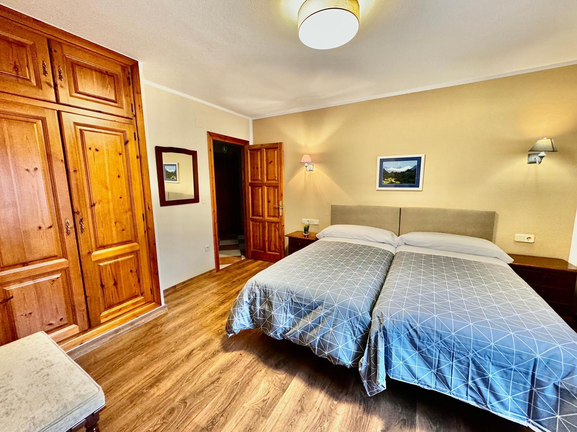 ארנאס דה קבראלס Hotel La Rivera מראה חיצוני תמונה