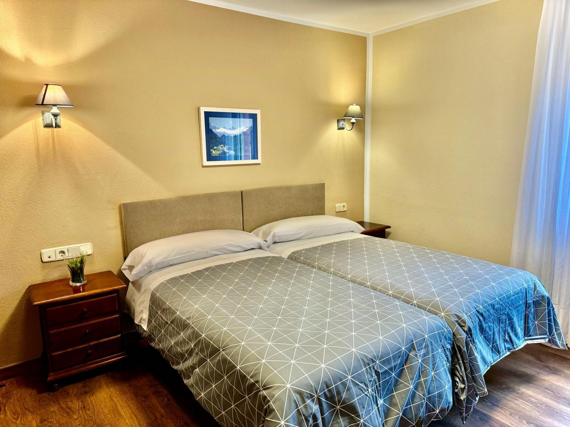 ארנאס דה קבראלס Hotel La Rivera מראה חיצוני תמונה