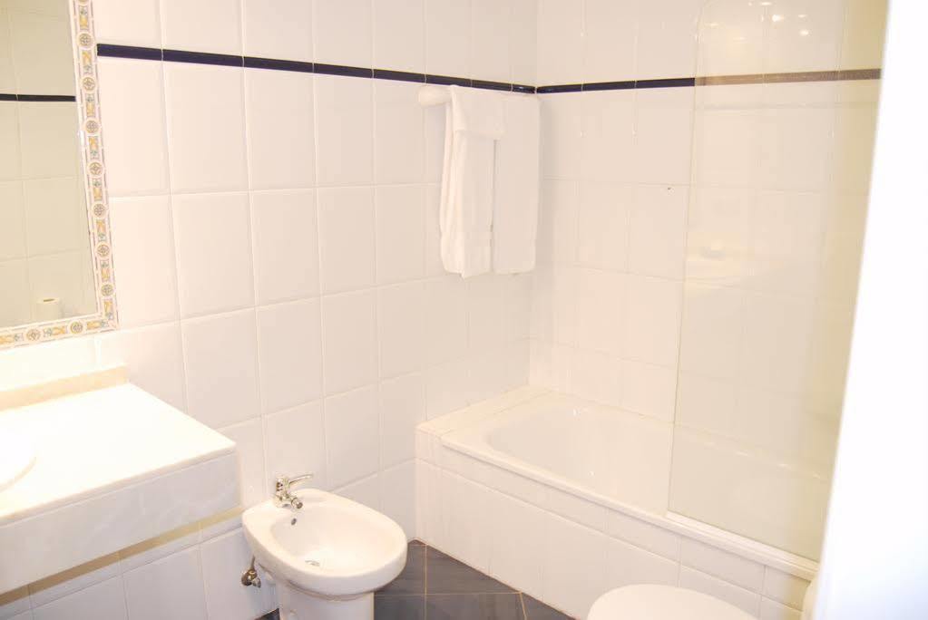 ארנאס דה קבראלס Hotel La Rivera מראה חיצוני תמונה